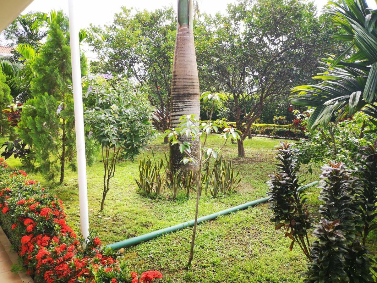 Hotel Boutique Duranta Apiay Esterno foto